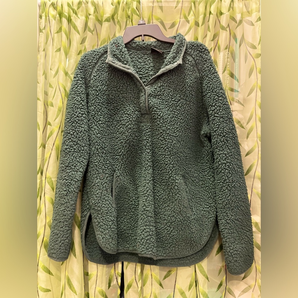Oversized Fuzzy Pullover